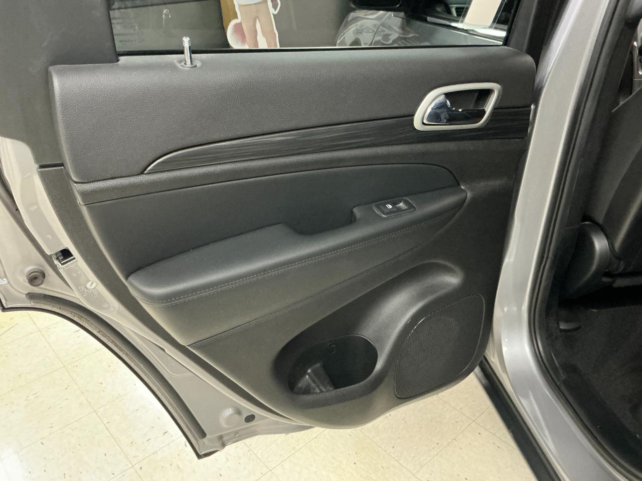 Jeep Grand Cherokee Laredo E 4x2 2021