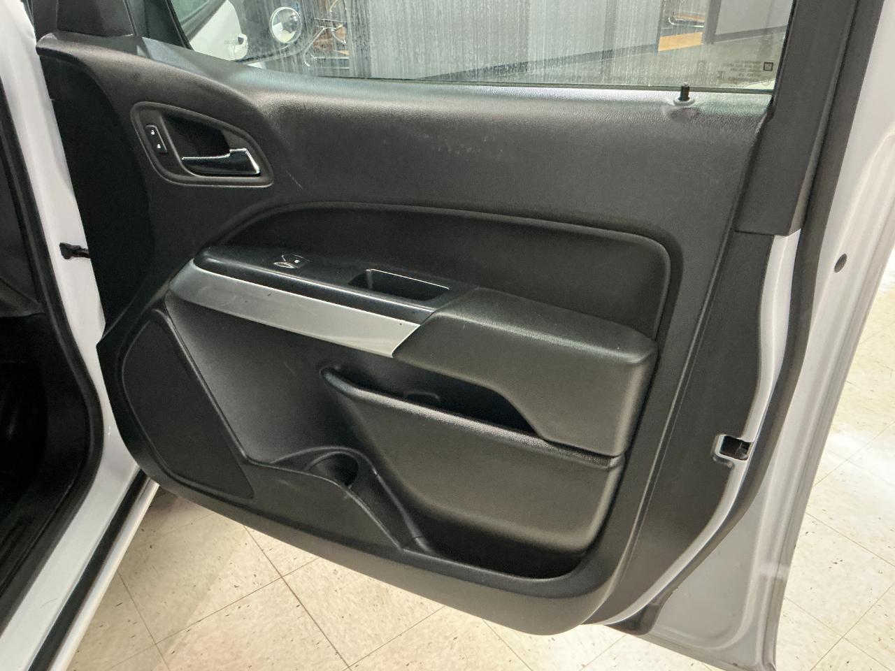 Chevrolet Colorado 2WD Ext Cab 128" LT 2022