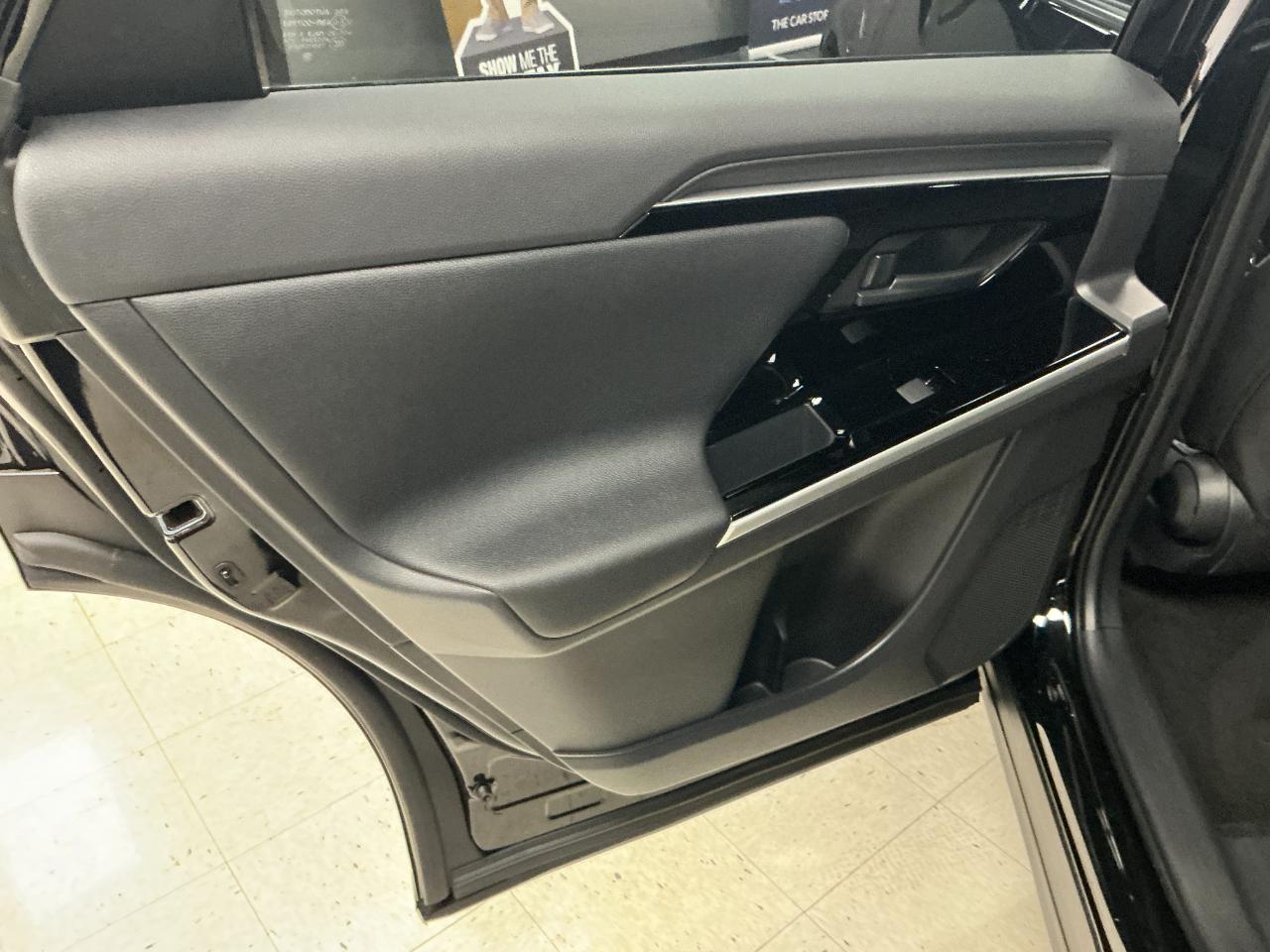 Toyota BZ4X XLE AWD 2023