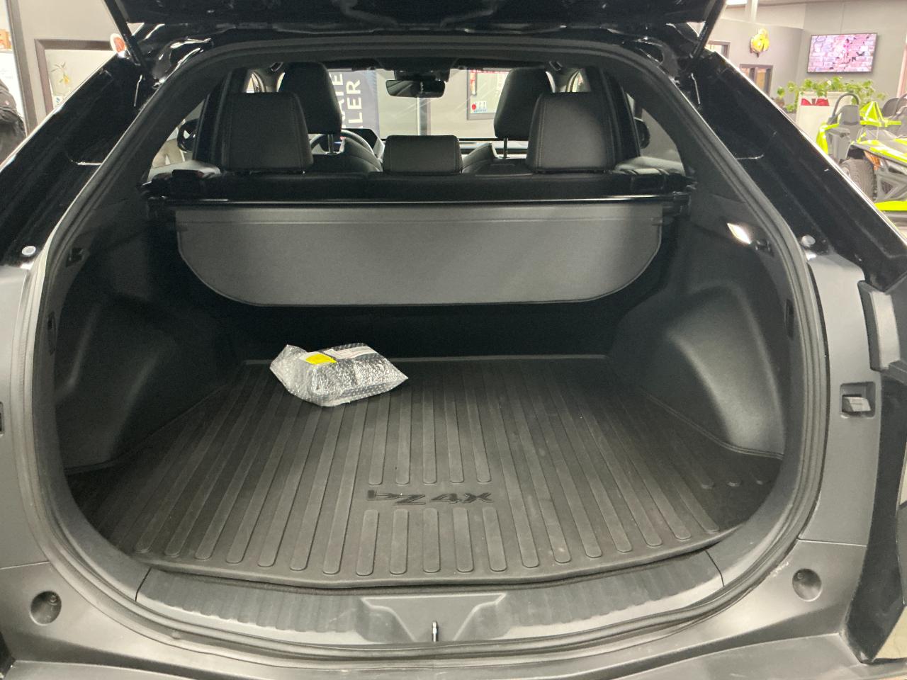 Toyota BZ4X XLE AWD 2023