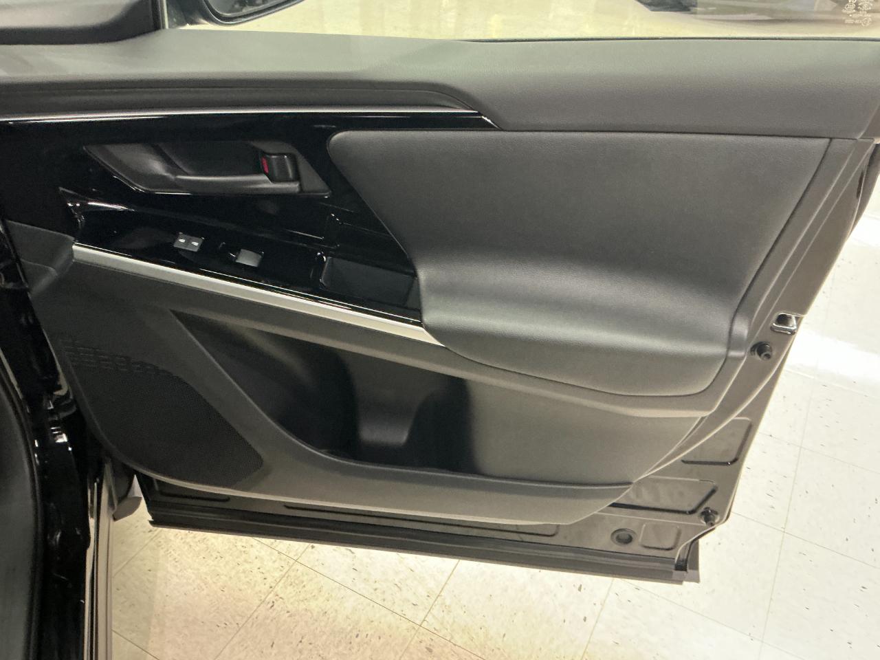 Toyota BZ4X XLE AWD 2023