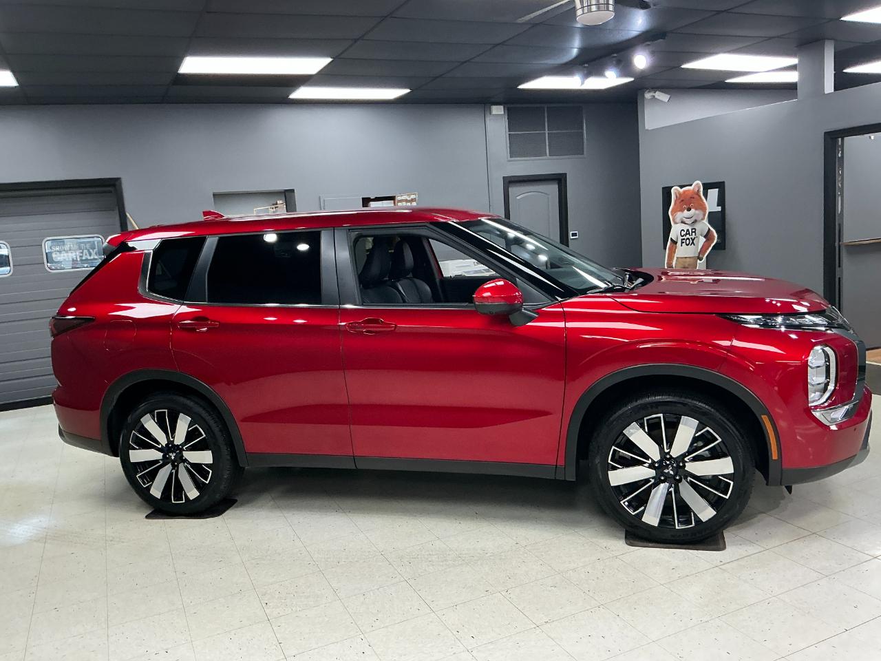 Mitsubishi Outlander SE AWD 2025