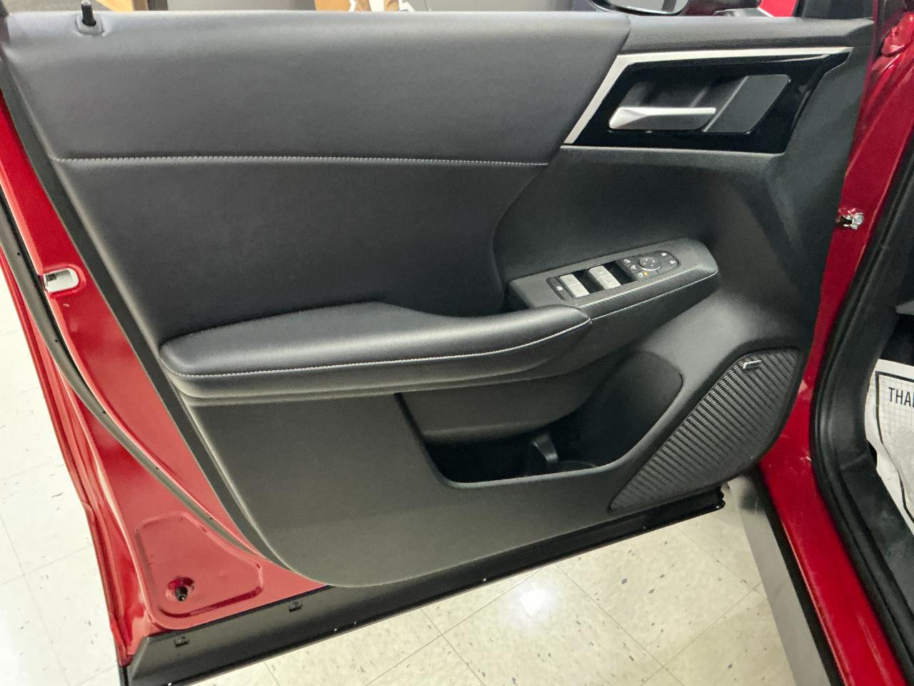 Mitsubishi Outlander SE AWD 2025