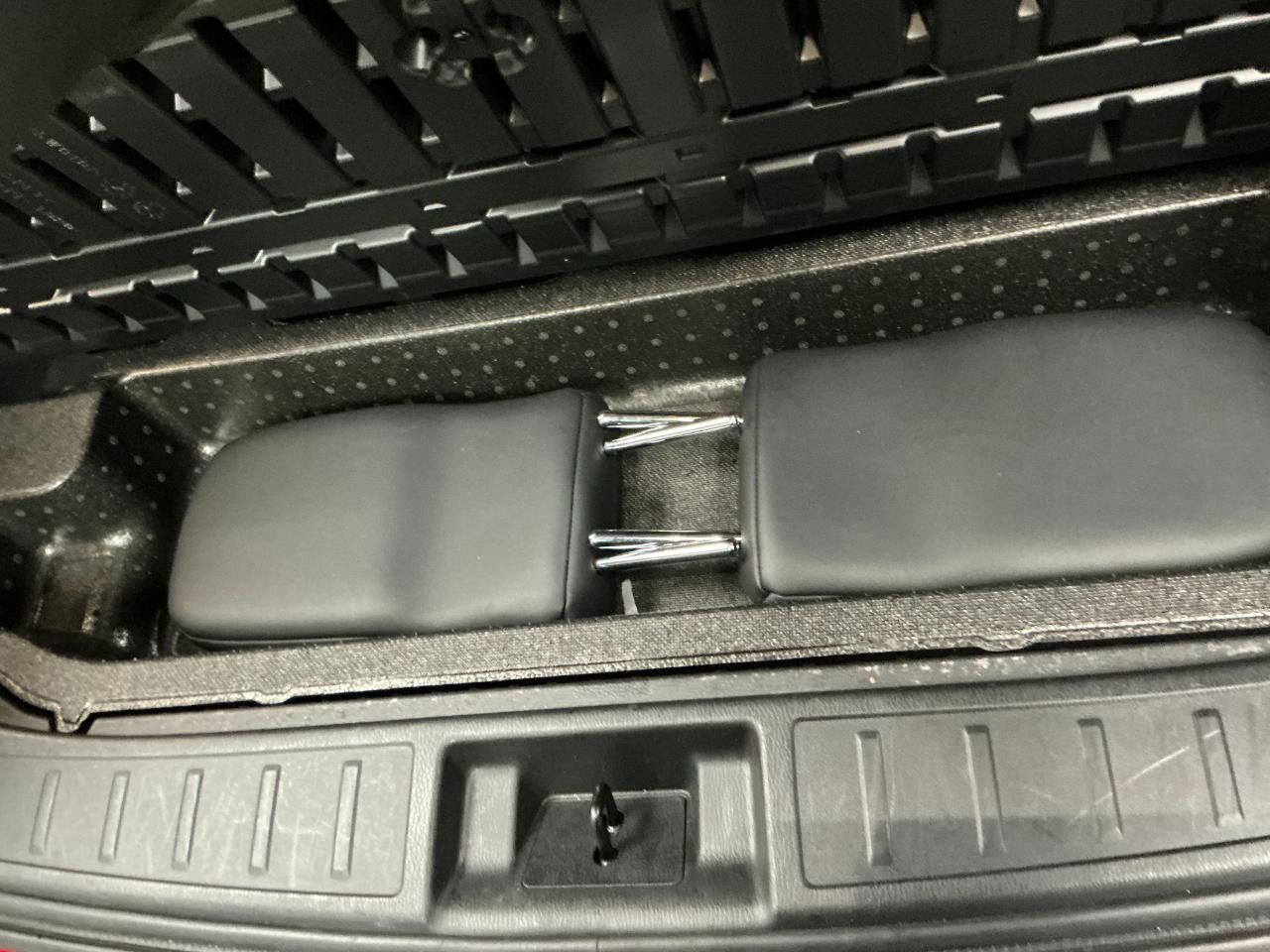 Mitsubishi Outlander SE AWD 2025