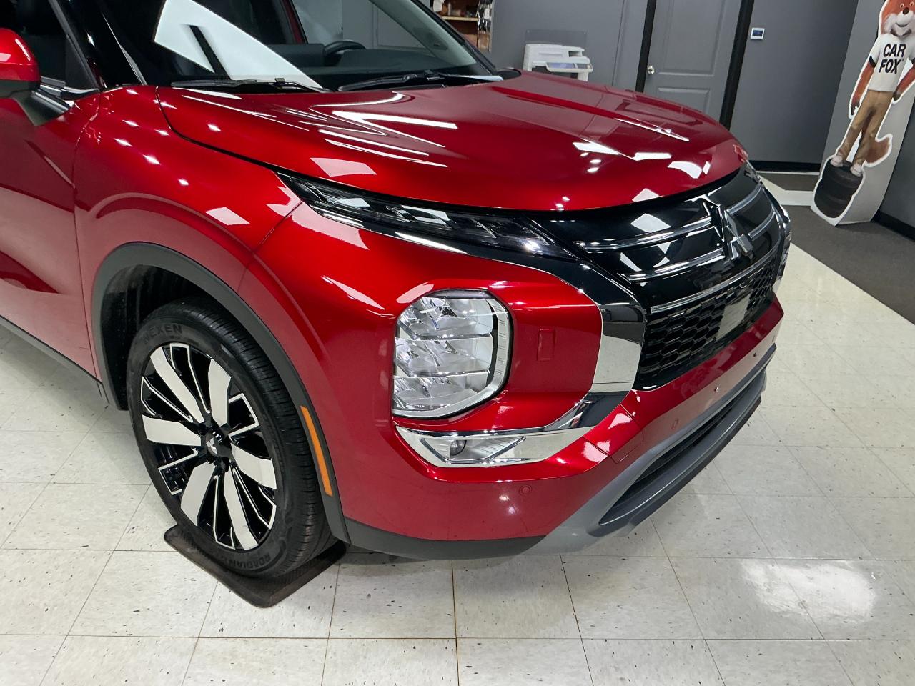 Mitsubishi Outlander SE AWD 2025