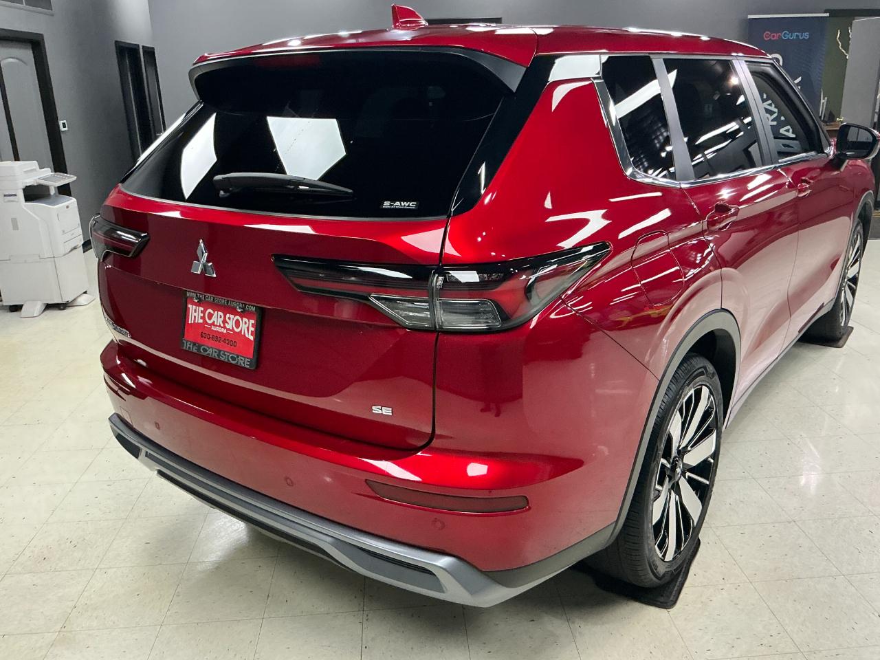 Mitsubishi Outlander SE AWD 2025
