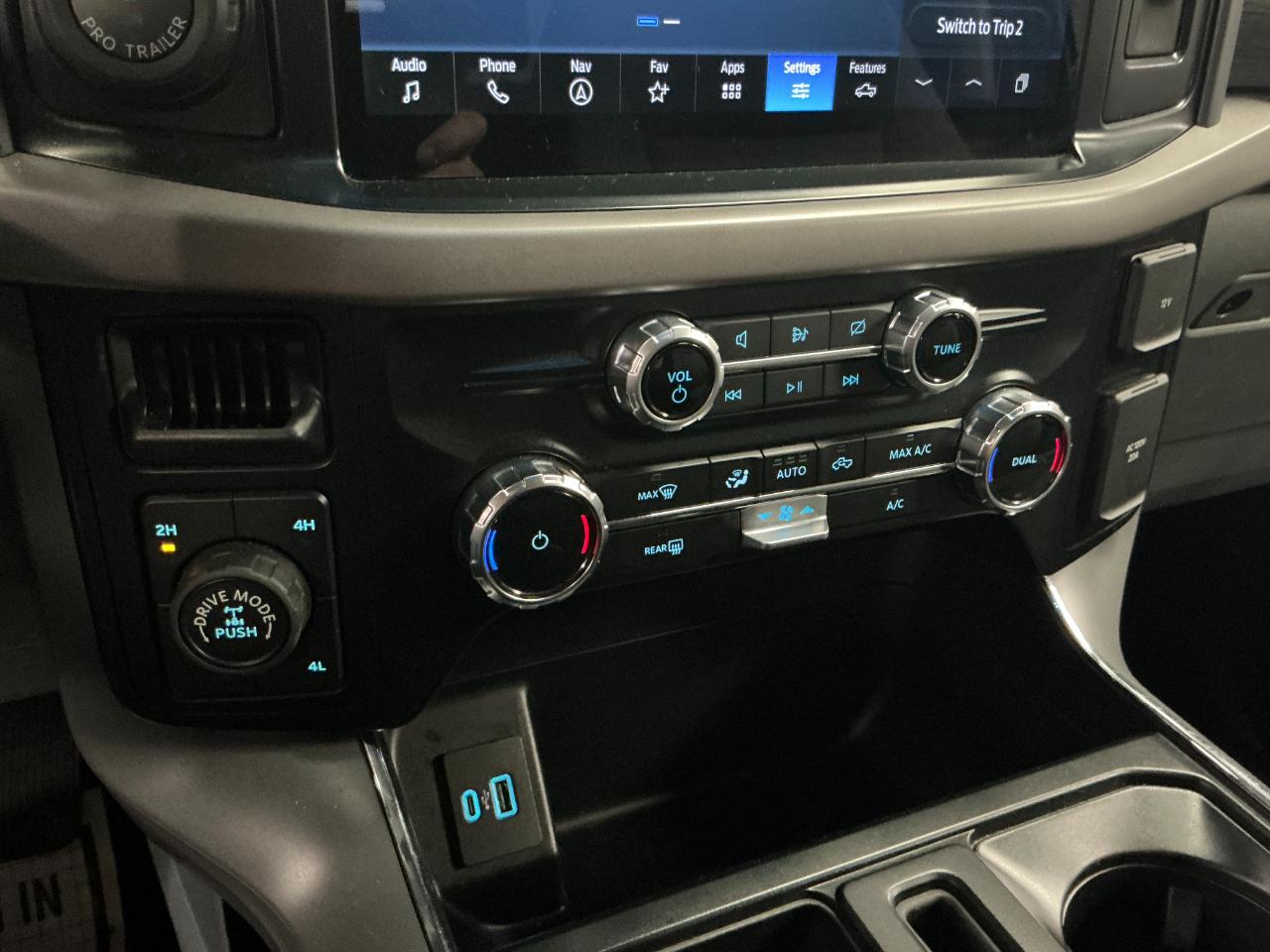 Ford F-150 XLT 4WD SuperCrew 5.5' Box 2024