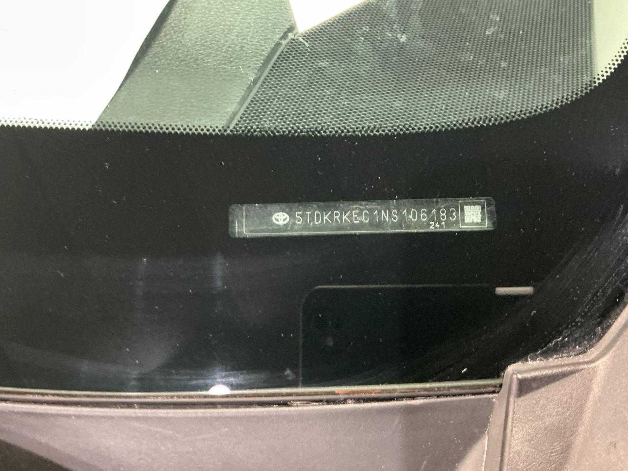 Toyota Sienna LE FWD 8-Passenger (Natl) 2022