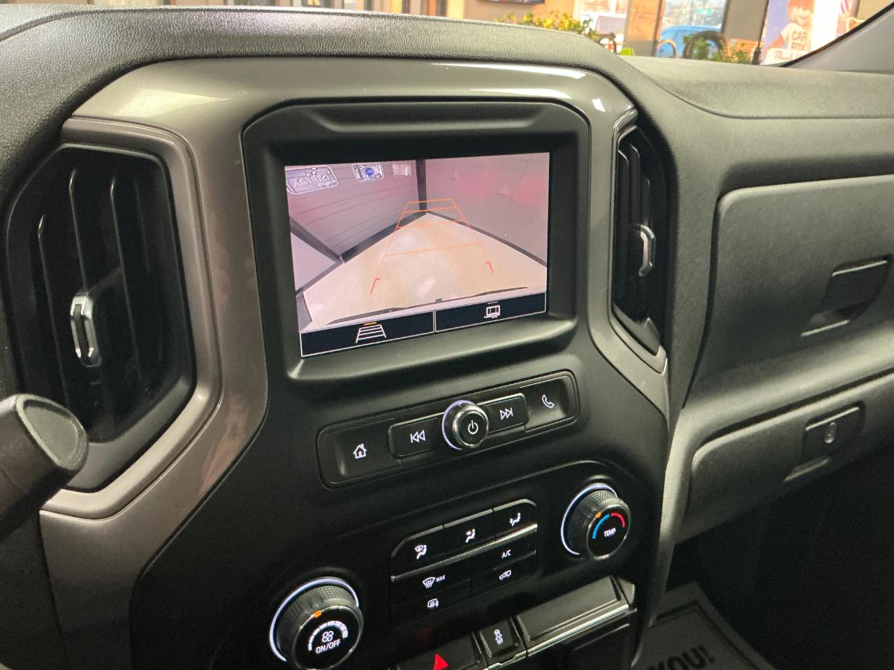 Chevrolet Silverado 1500 4WD Crew Cab 147" Work Truck 2023