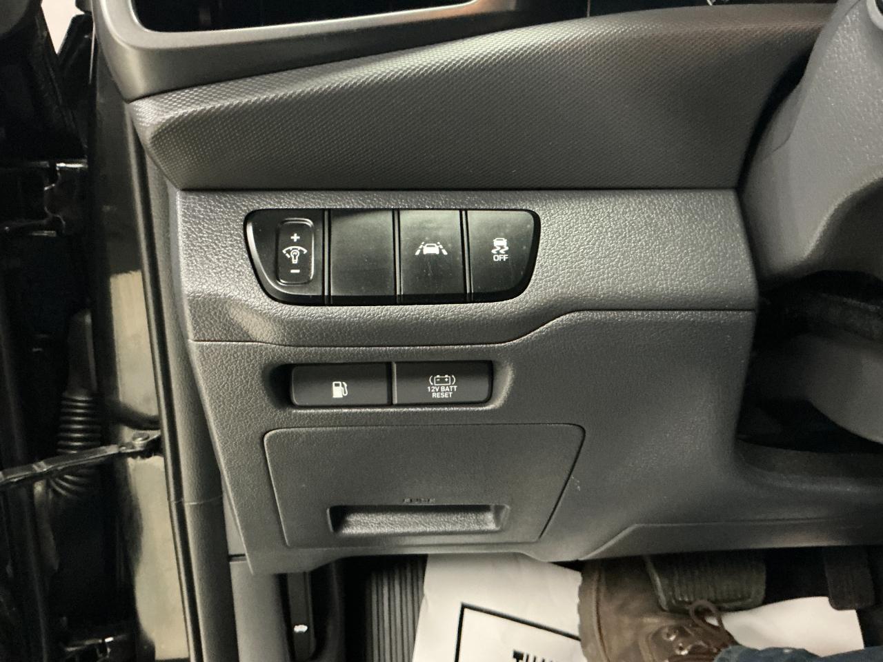 Hyundai Ioniq Hybrid Blue Hatchback 2021