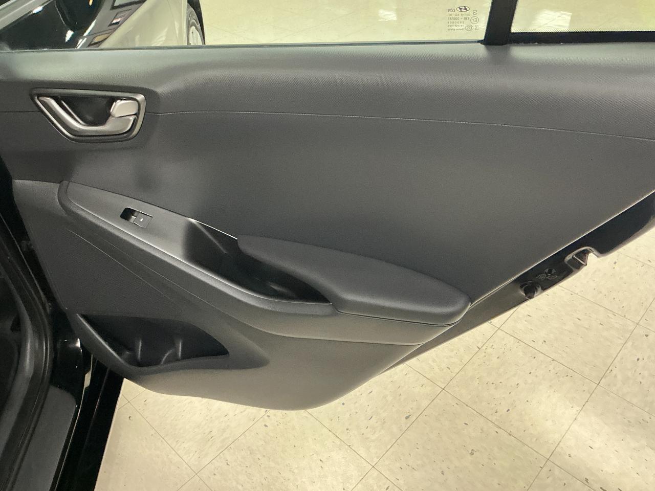 Hyundai Ioniq Hybrid Blue Hatchback 2021