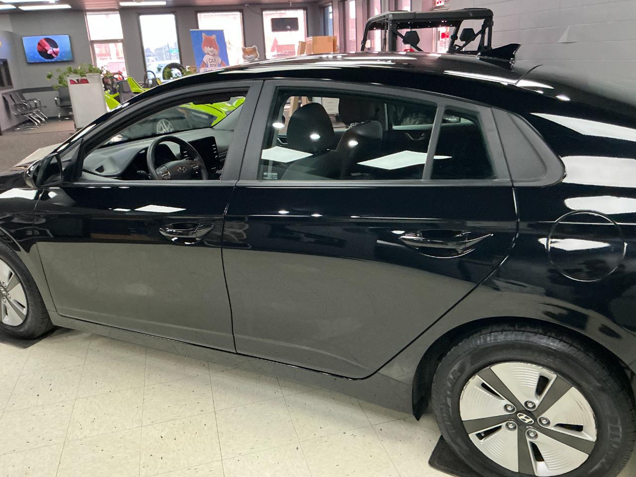 Hyundai Ioniq Hybrid Blue Hatchback 2021