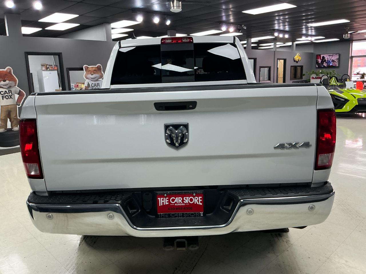 RAM 1500 4WD Crew Cab 140.5" Big Horn 2015