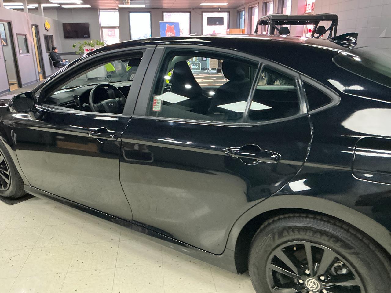 Toyota Camry LE (Natl) 2025