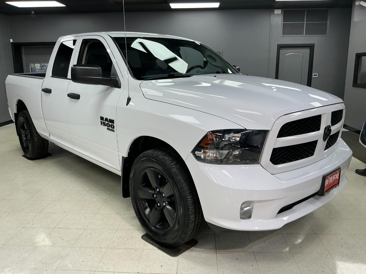 RAM 1500 Classic Express 4x4 Quad Cab 6'4" Box 2019