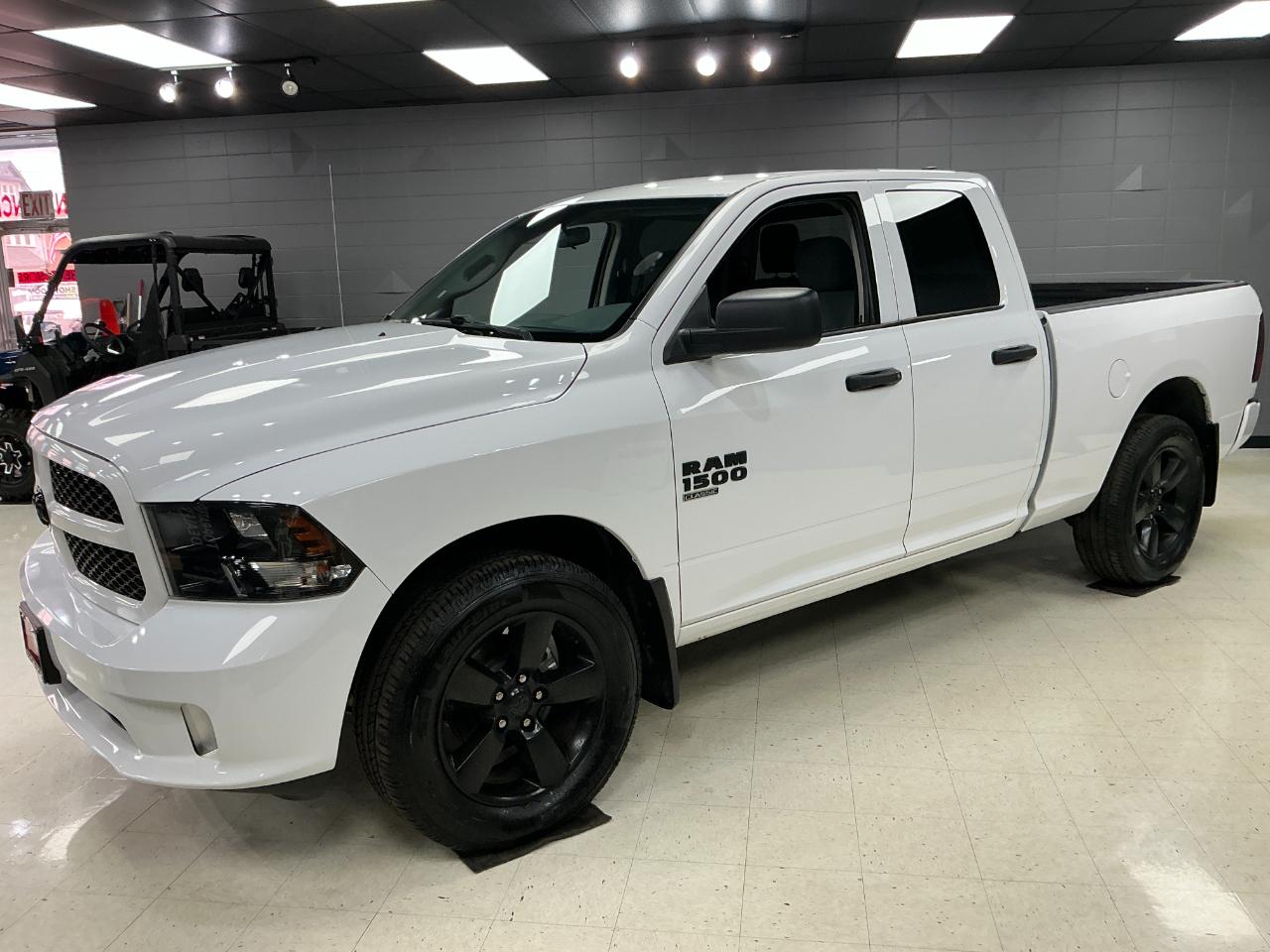 RAM 1500 Classic Express 4x4 Quad Cab 6'4" Box 2019