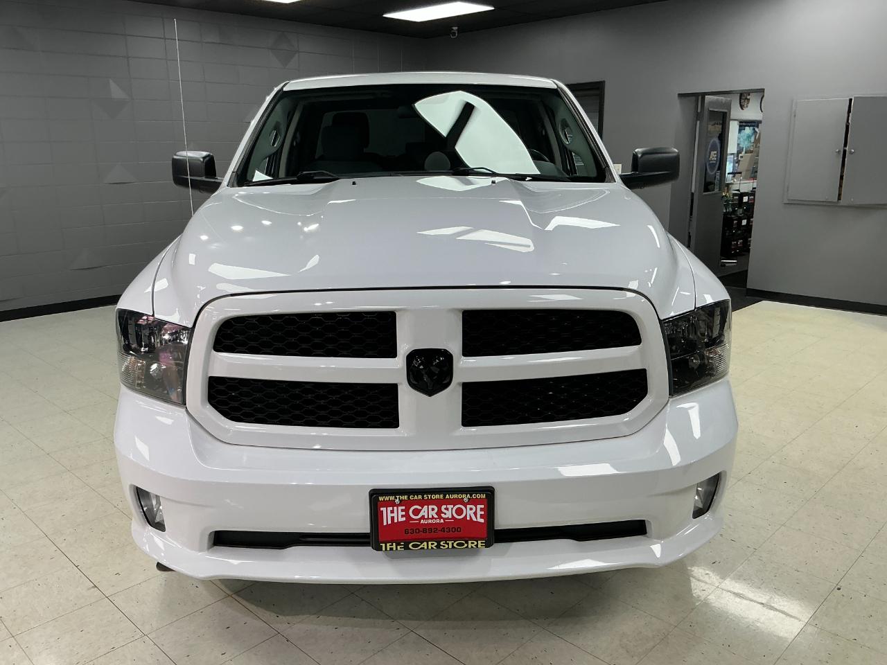 RAM 1500 Classic Express 4x4 Quad Cab 6'4" Box 2019