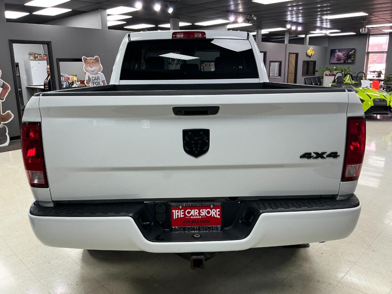RAM 1500 Classic Express 4x4 Quad Cab 6'4" Box 2019
