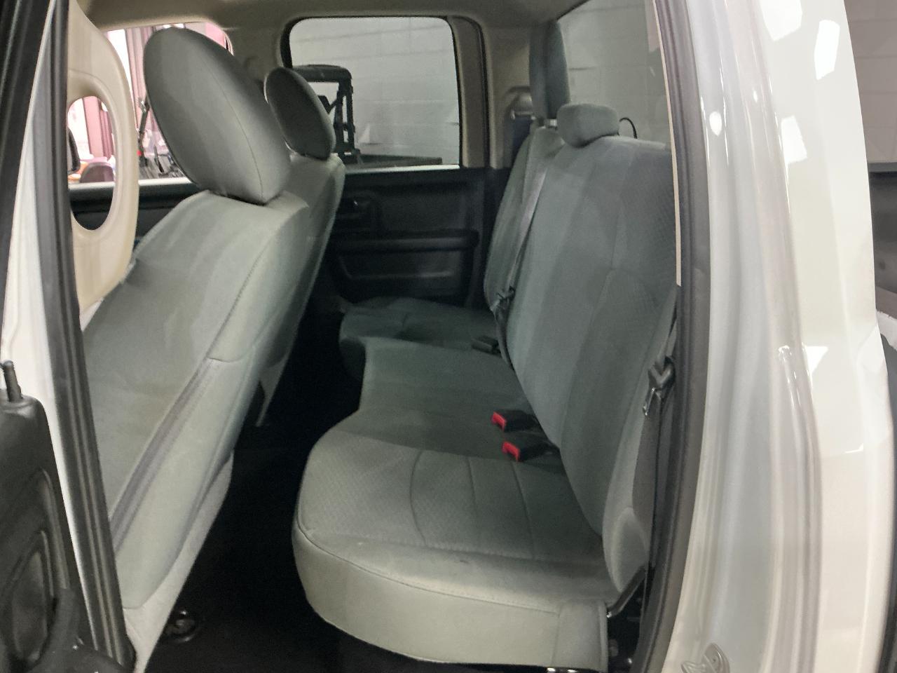 RAM 1500 Classic Express 4x4 Quad Cab 6'4" Box 2019