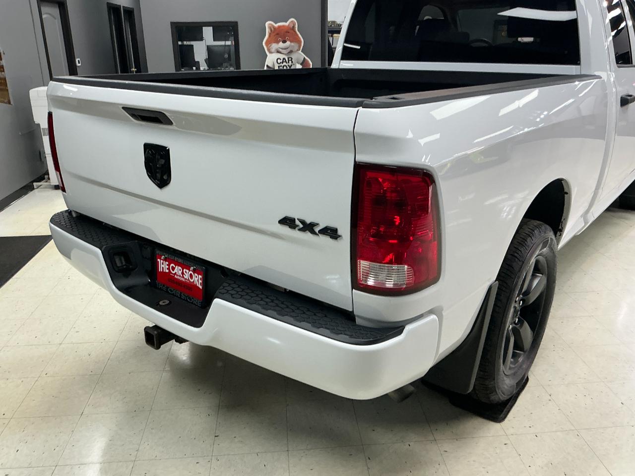 RAM 1500 Classic Express 4x4 Quad Cab 6'4" Box 2019