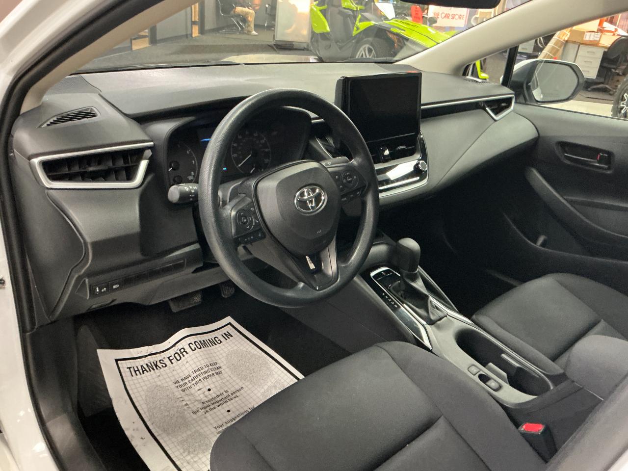 Toyota Corolla LE CVT (Natl) 2024