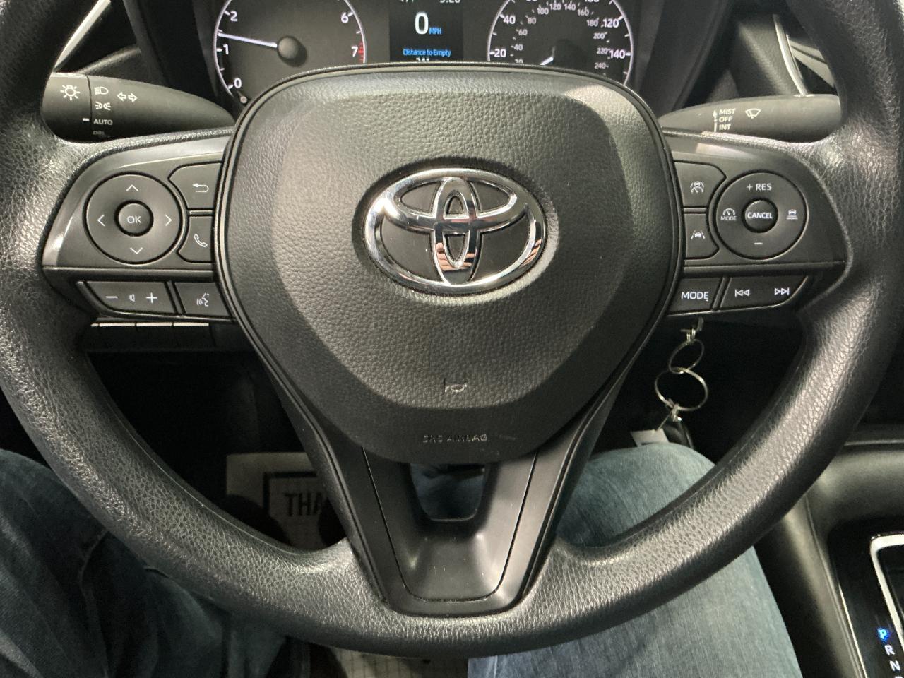 Toyota Corolla LE CVT (Natl) 2024