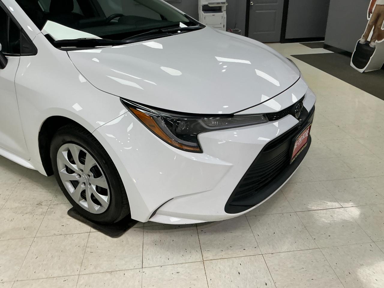 Toyota Corolla LE CVT (Natl) 2024