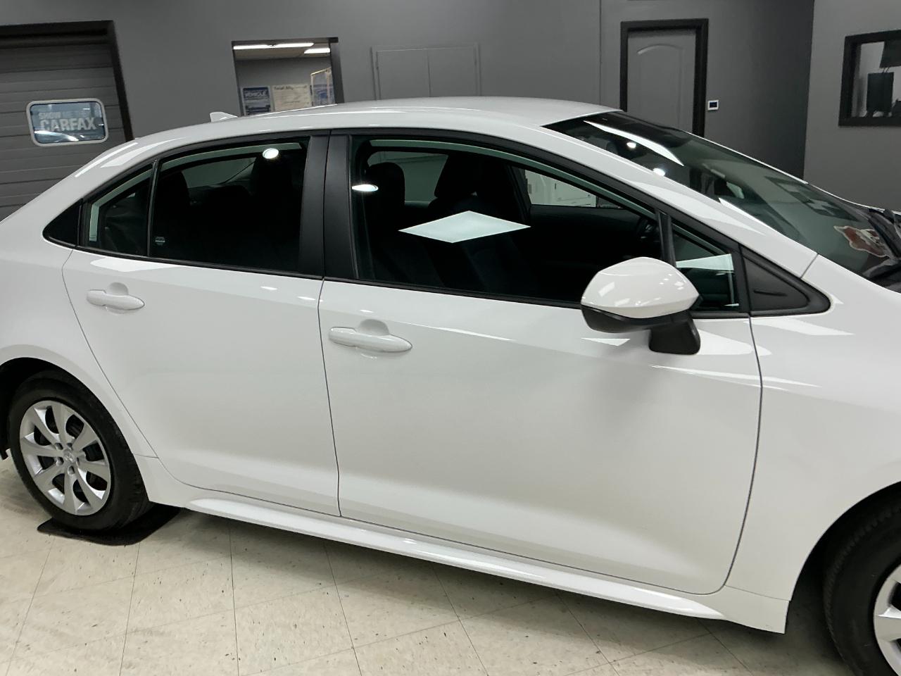 Toyota Corolla LE CVT (Natl) 2024