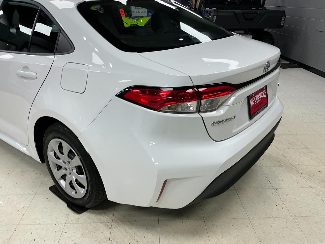 Toyota Corolla LE CVT (Natl) 2024