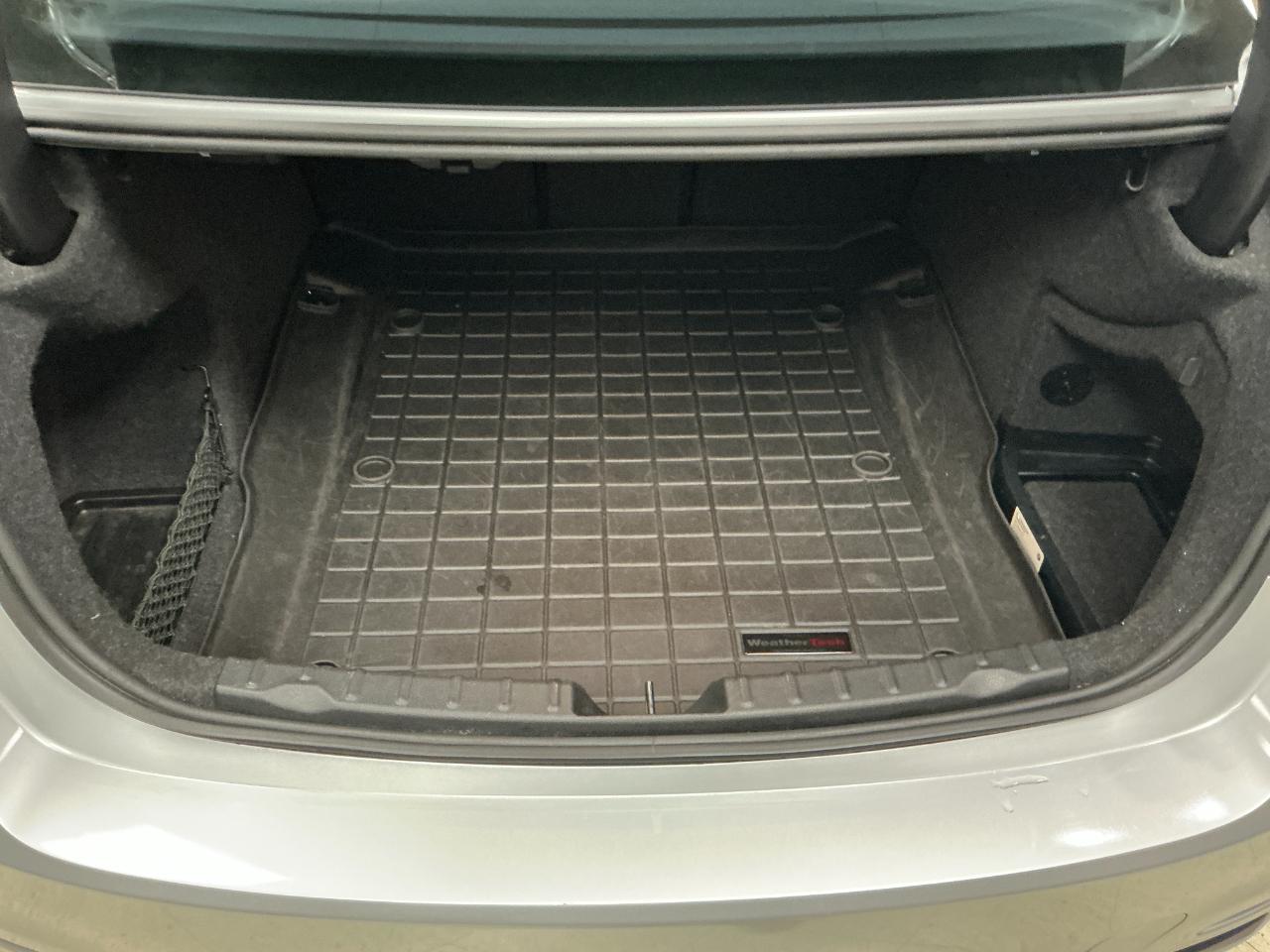 BMW 3 Series 330i xDrive Sedan South Africa 2018