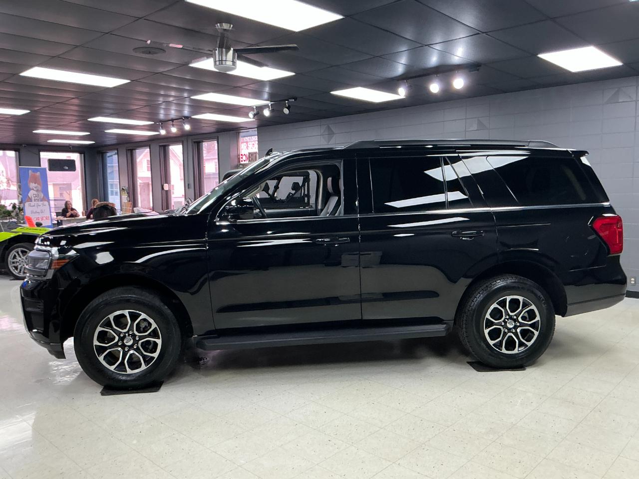 Ford Expedition XLT 4x4 2024