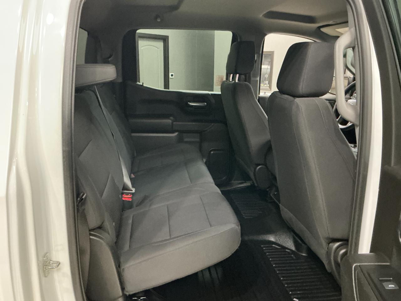 Chevrolet Silverado 1500 4WD Crew Cab 147" Work Truck 2023