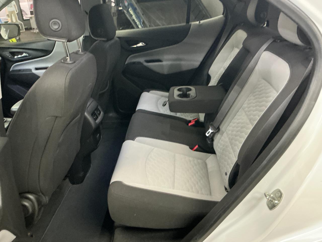 Chevrolet Equinox AWD 4dr LS w/1LS 2018