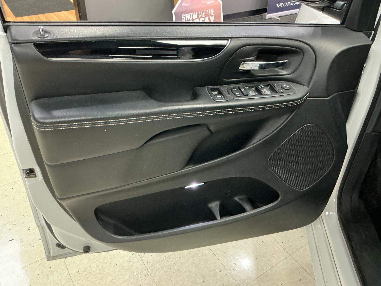 Dodge Grand Caravan SE Plus Wagon 2018