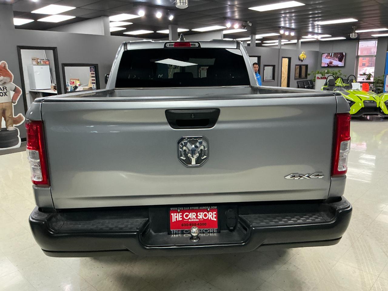RAM 1500 Tradesman 4x4 Quad Cab 6'4" Box 2021