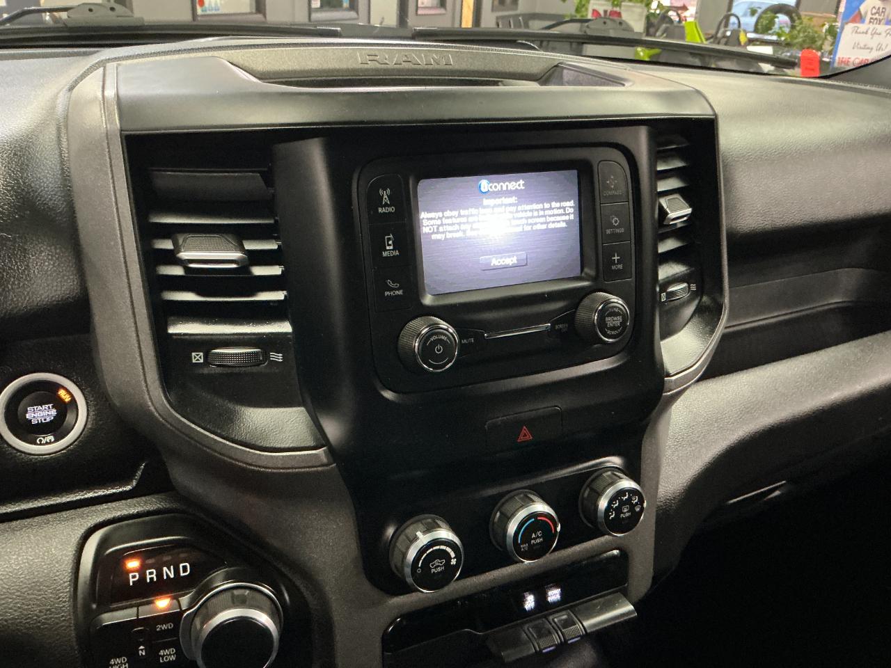 RAM 1500 Tradesman 4x4 Quad Cab 6'4" Box 2021