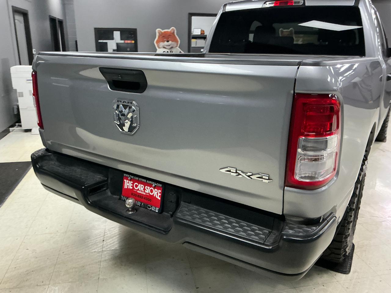 RAM 1500 Tradesman 4x4 Quad Cab 6'4" Box 2021