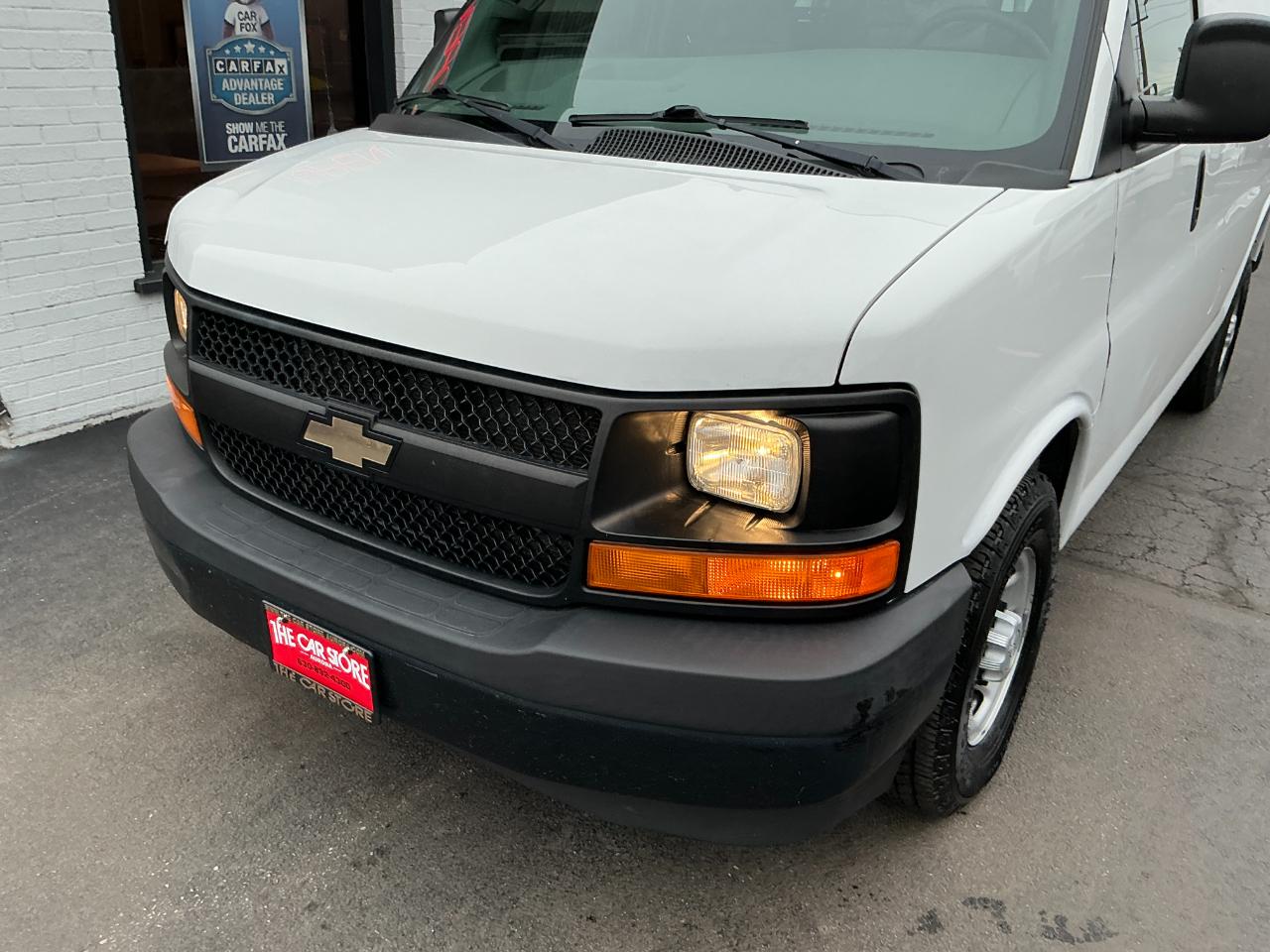 Chevrolet Express Cargo Van RWD 2500 135" 2017