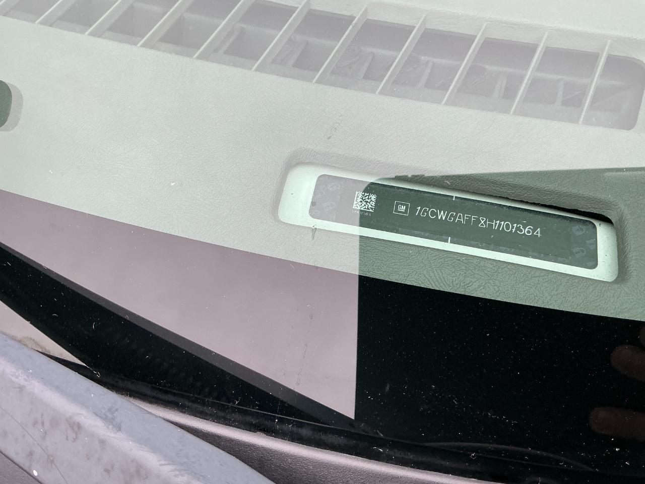 Chevrolet Express Cargo Van RWD 2500 135" 2017