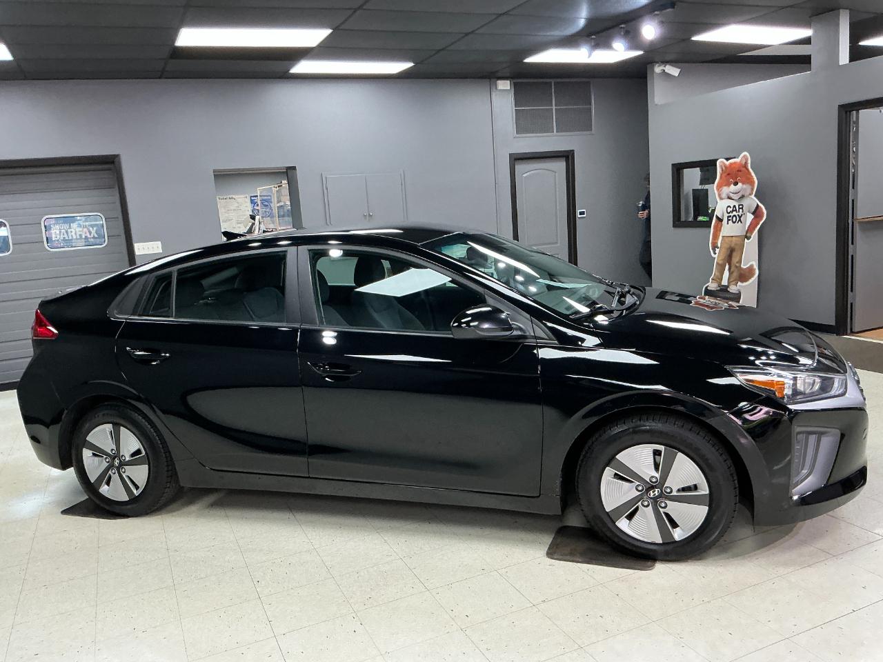 Hyundai Ioniq Hybrid Blue Hatchback 2021