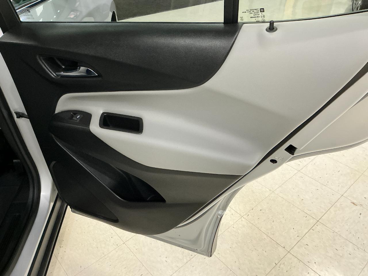 Chevrolet Equinox FWD 4dr LT w/2FL 2019