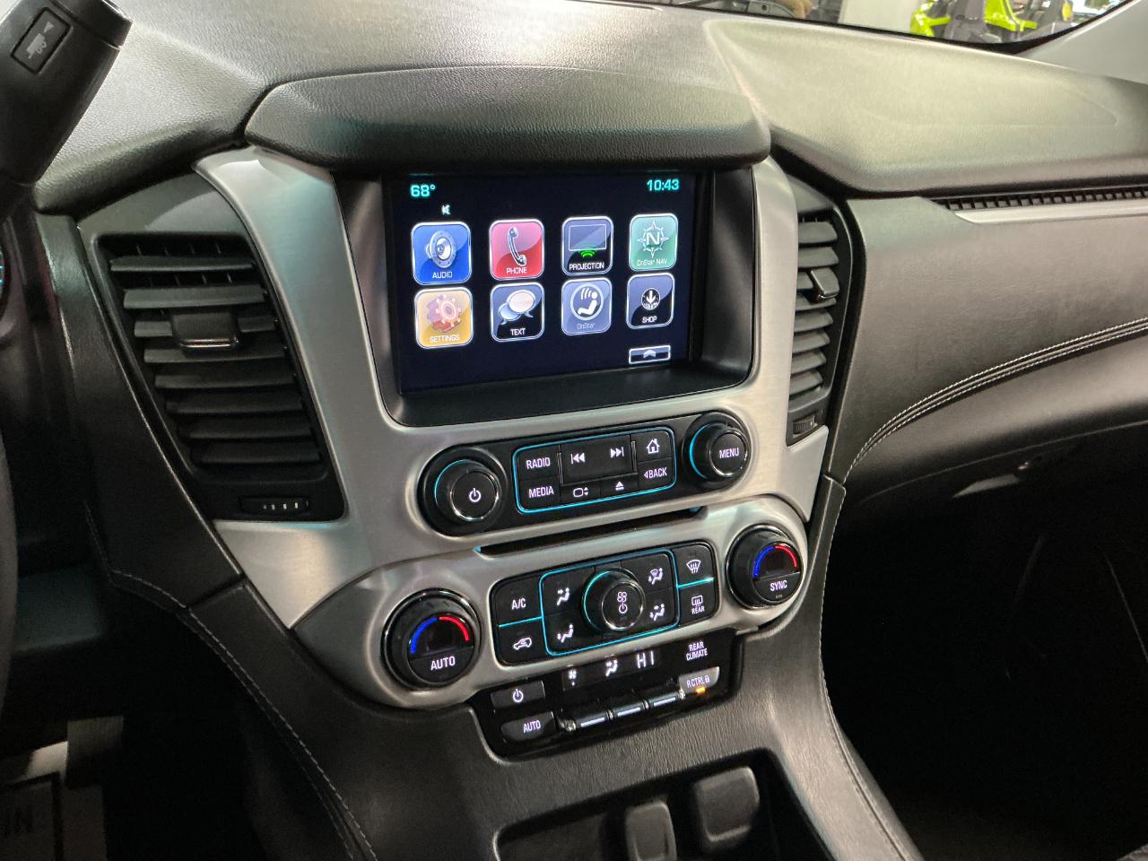 GMC Yukon 4WD 4dr SLE 2018