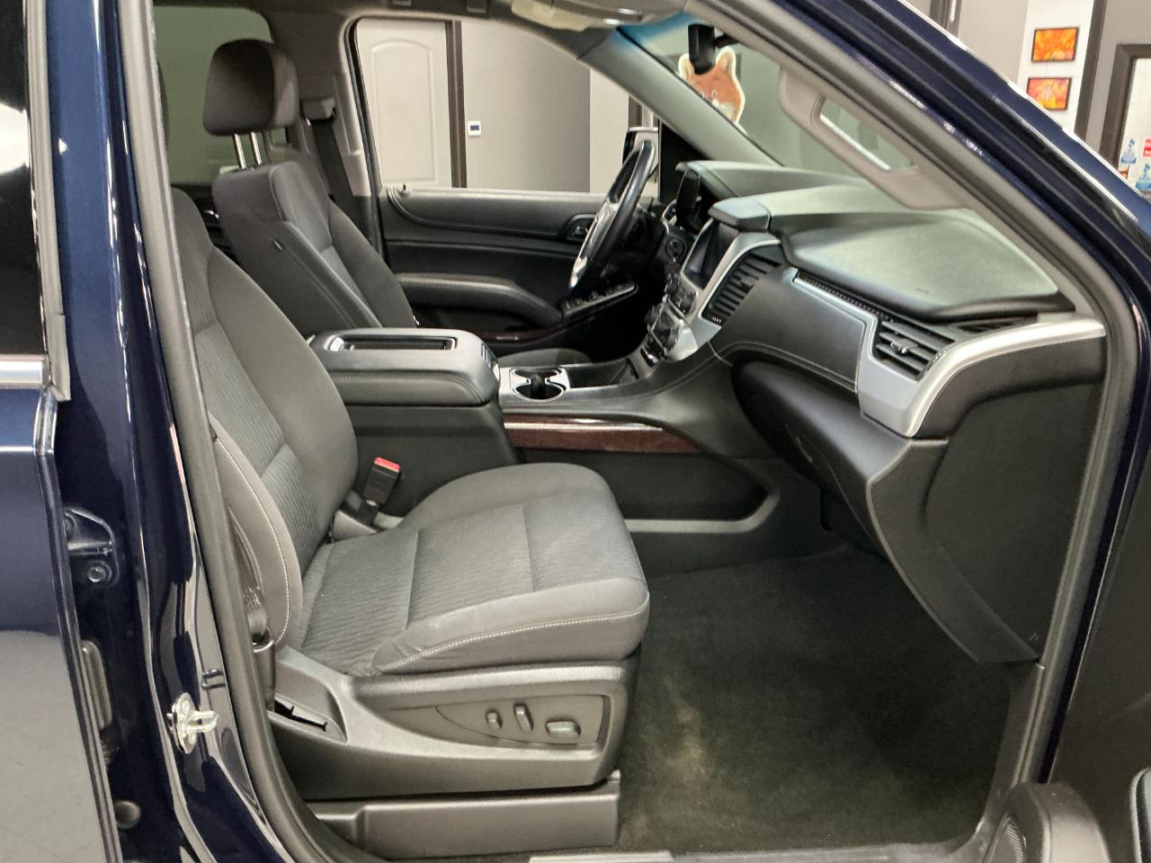 GMC Yukon 4WD 4dr SLE 2018