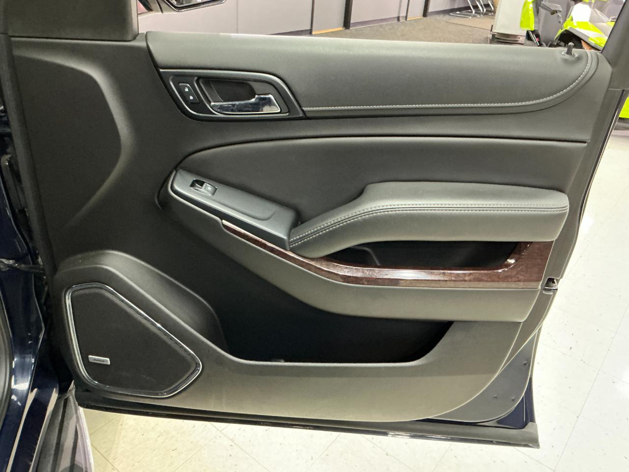 GMC Yukon 4WD 4dr SLE 2018