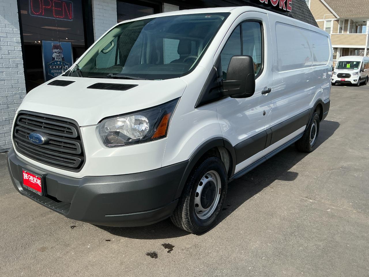 Ford Transit Van T-150 130" Low Rf 8600 GVWR Sliding RH Dr 2018