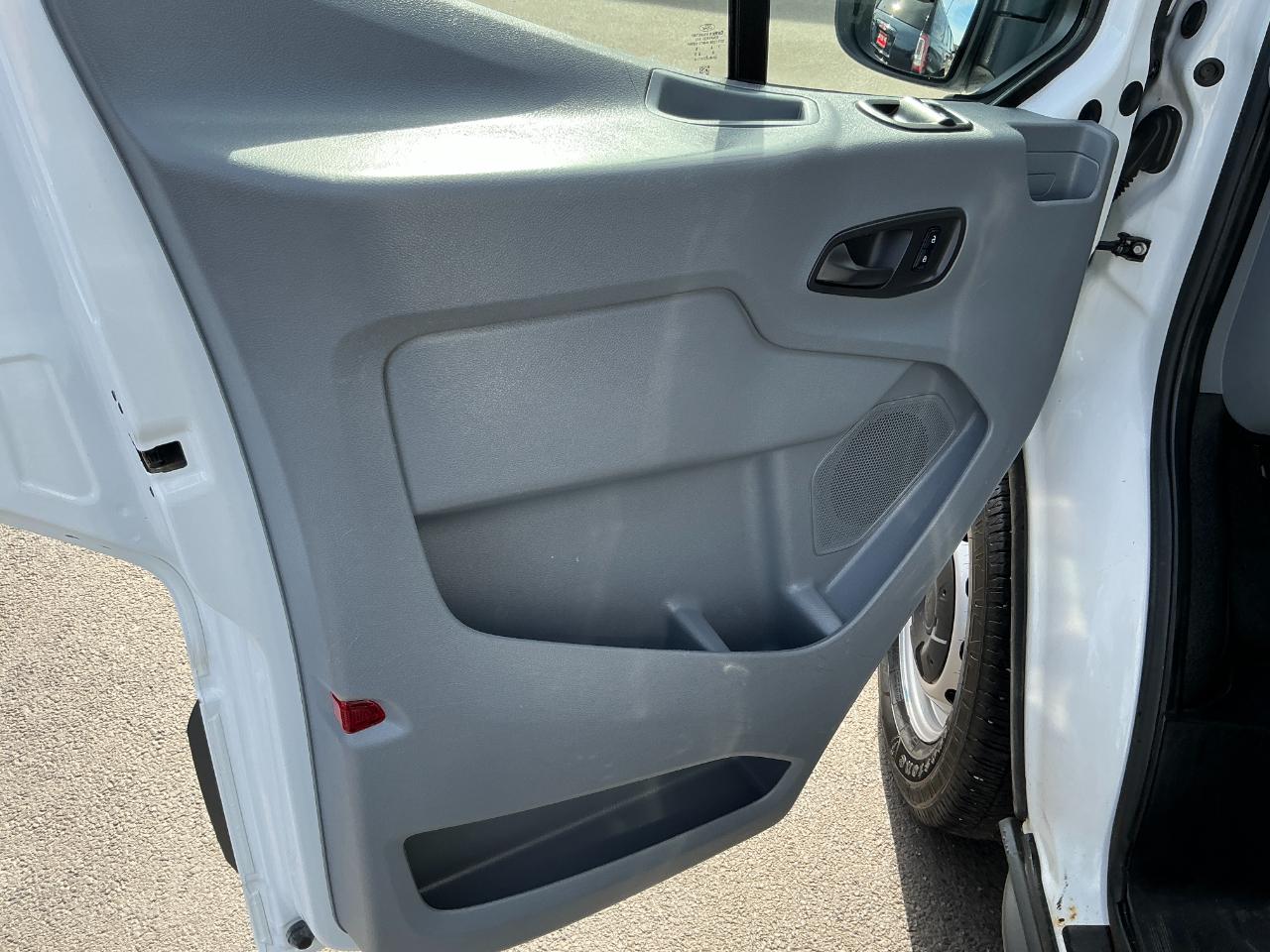 Ford Transit Van T-150 130" Low Rf 8600 GVWR Sliding RH Dr 2018