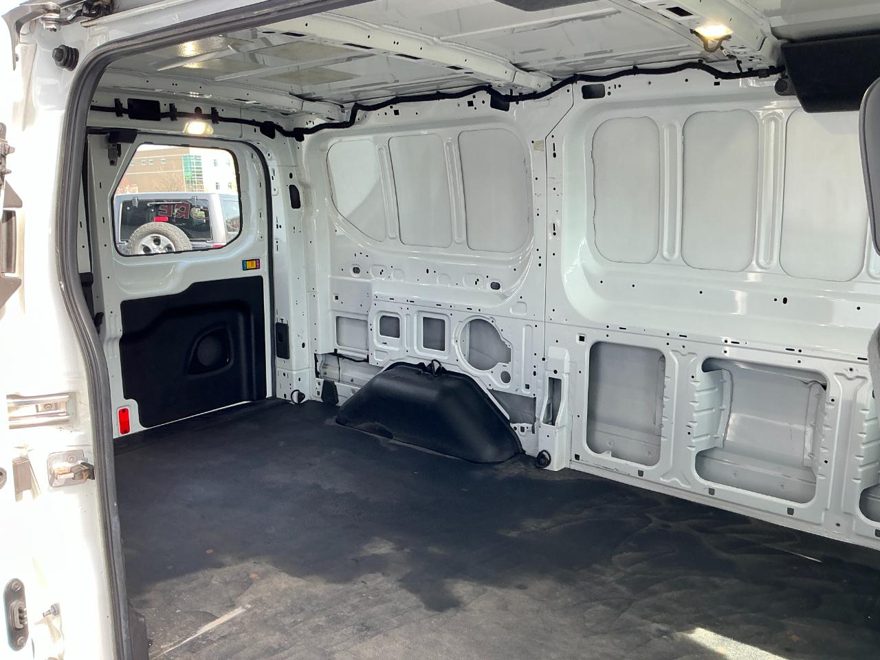 Ford Transit Van T-150 130" Low Rf 8600 GVWR Sliding RH Dr 2018