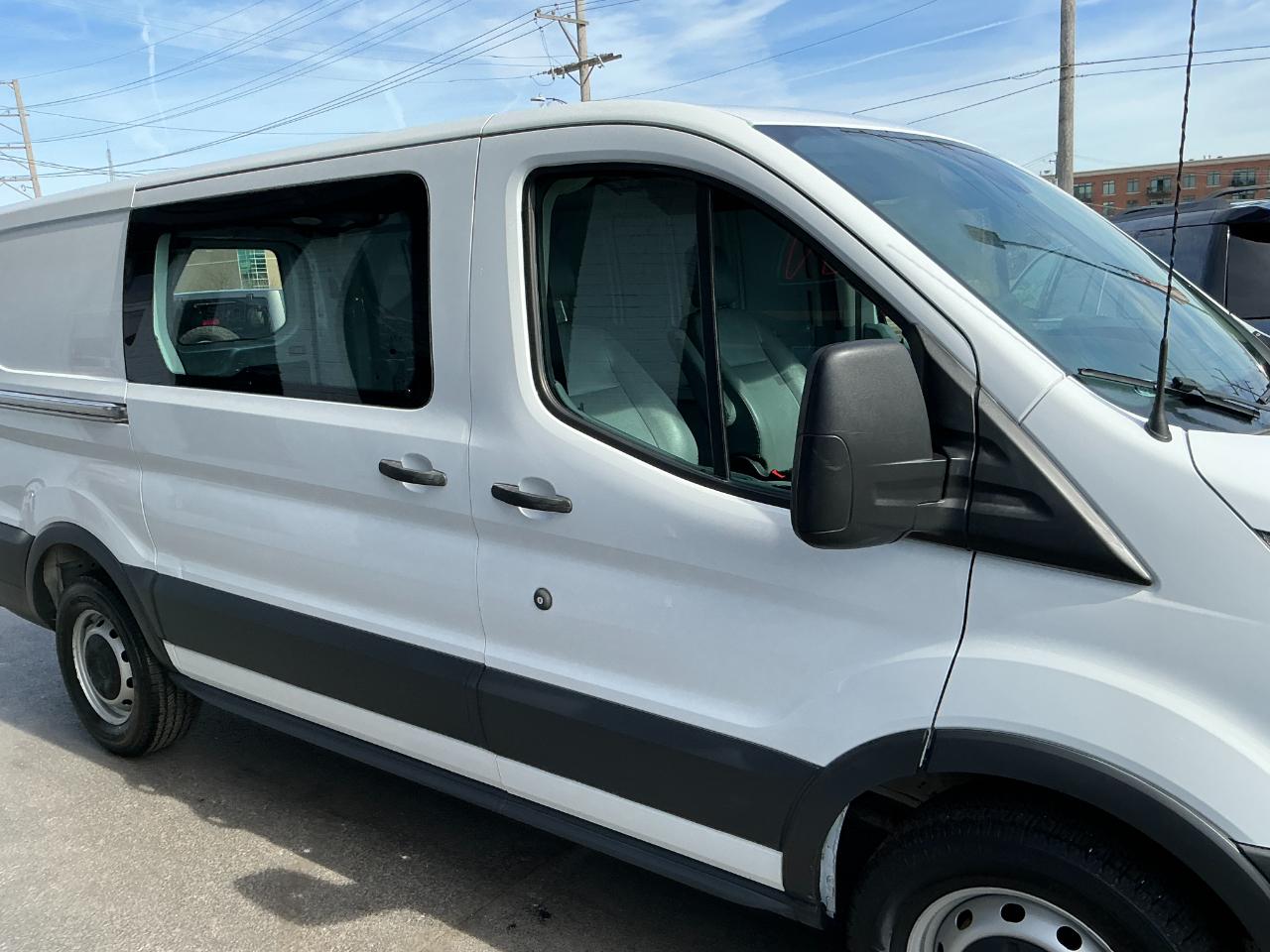 Ford Transit Van T-150 130" Low Rf 8600 GVWR Sliding RH Dr 2018