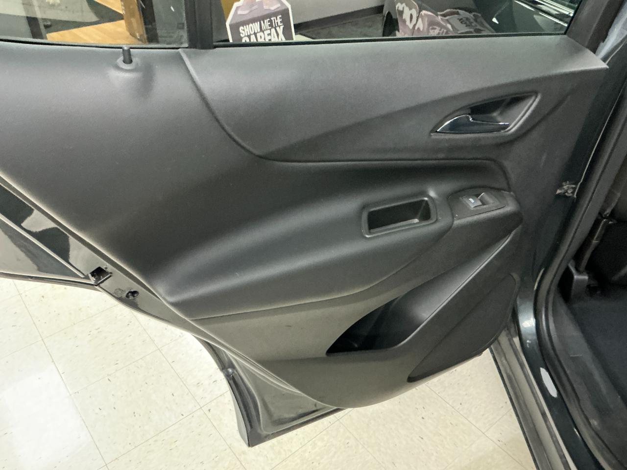 Chevrolet Equinox FWD 4dr LT w/1LT 2020