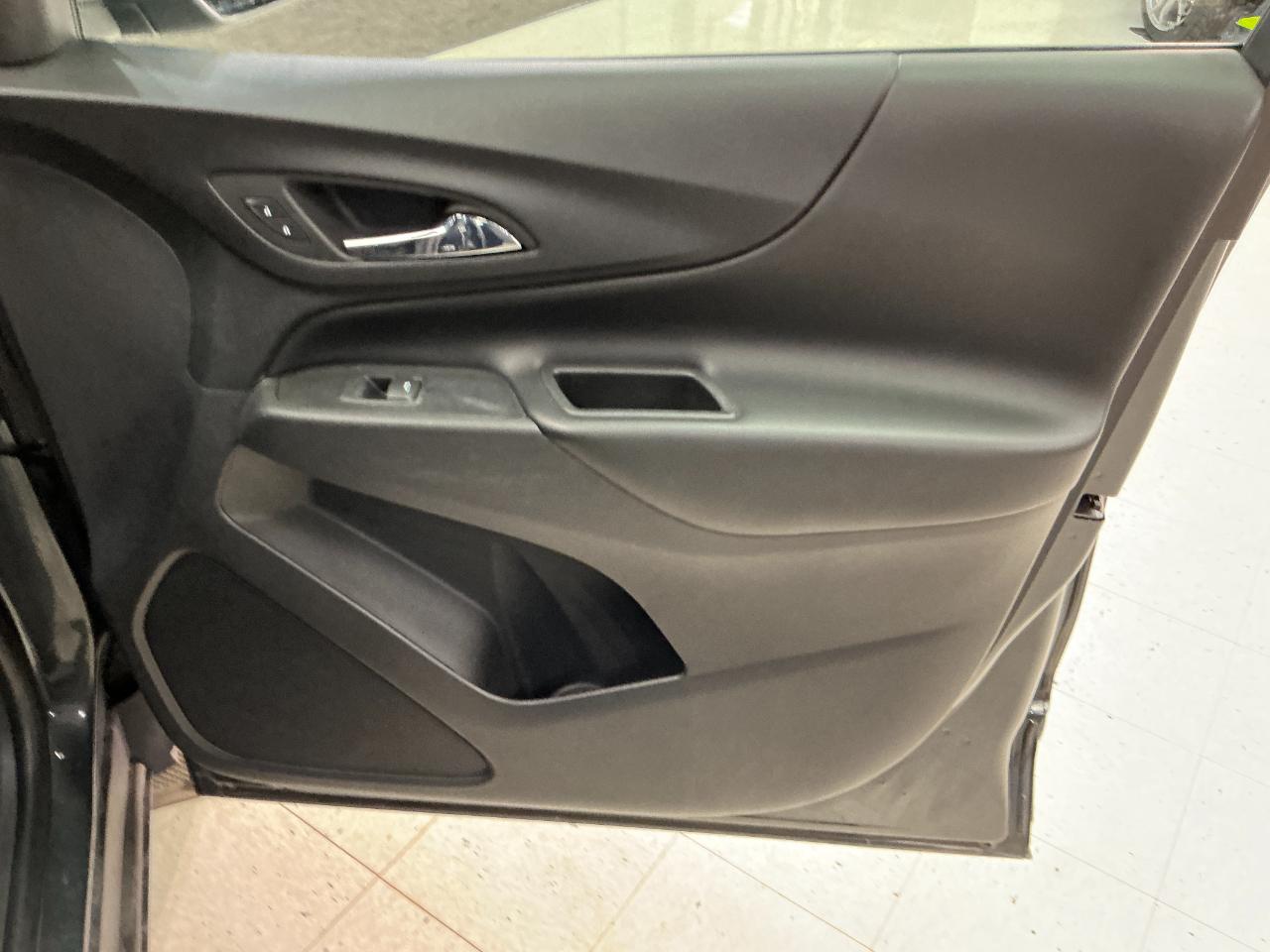 Chevrolet Equinox FWD 4dr LT w/1LT 2020